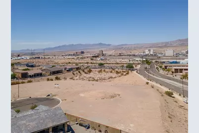 2625 Kingman Drive, Bullhead City, AZ 86429 - Photo 6