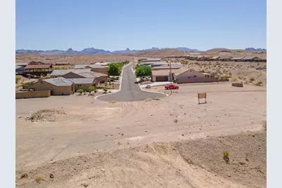 2625 Kingman Drive, Bullhead City, AZ 86429 - Photo 10