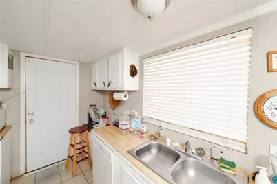 6916 W Agua Fria Drive, Golden Valley, AZ 86413 - Photo 12