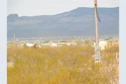 3619 N Araby Road, Golden Valley, AZ 86413 - Photo 8