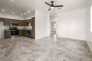 875 E Beverly Ave, Kingman, AZ 86409 - Photo 4