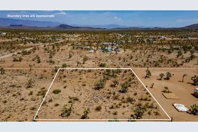 328 Quesnel, Dolan Springs, AZ 86441 - Photo 6