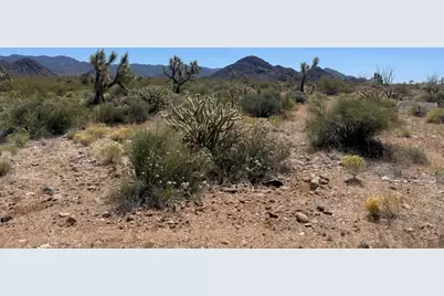 244-08-007 E Allison Drive, Yucca, AZ 86438 - Photo 2