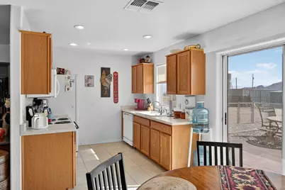 10116 N Avenida Vientos, Kingman, AZ 86409 - Photo 6