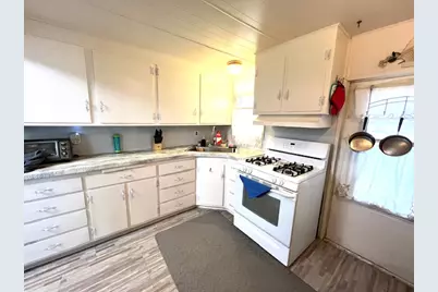 2038 Gregg Lane, Bullhead City, AZ 86442 - Photo 8