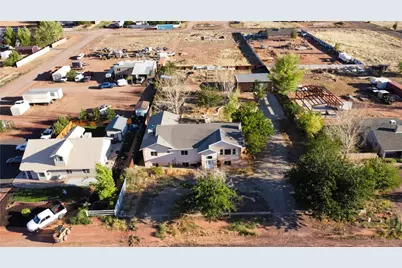 245 W Warren Avenue, Colorado City, AZ 86021 - Photo 10