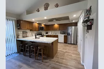 201 Riverfront Drive #13, Bullhead City, AZ 86442 - Photo 8