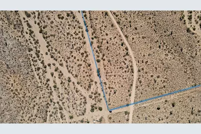 000 Holiday Road, Yucca, AZ 86438 - Photo 4