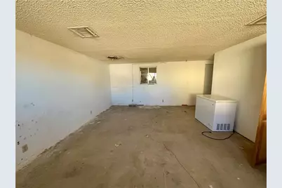 15981 N Joshua Drive, Dolan Springs, AZ 86441 - Photo 14