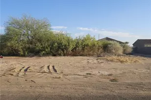 1910 E Oatman Pl, Mohave Valley, AZ 86440 - Photo 1