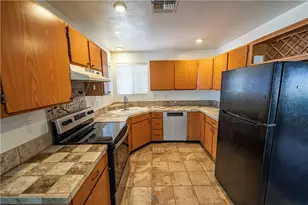 15 E Silver Creek Dr, Meadview, AZ 86444 - Photo 8