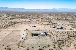 705 S Eden Rd, Golden Valley, AZ 86413 - Photo 60