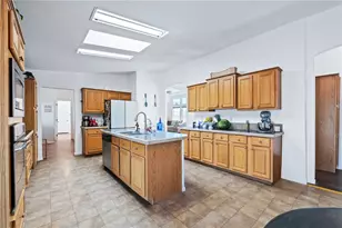 705 S Eden Rd, Golden Valley, AZ 86413 - Photo 14