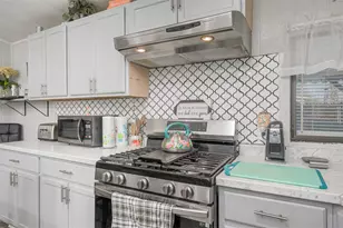 970 Glen Dr, Bullhead City, AZ 86442 - Photo 18