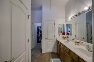 2706 Sanctuary Dr, Bullhead City, AZ 86442 - Photo 14