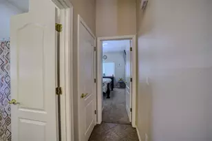 2706 Sanctuary Dr, Bullhead City, AZ 86442 - Photo 20