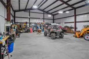 18676 E Globe Willow Dr, Kingman, AZ 86401 - Photo 40