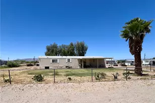 10585 S Queens Rd, Mohave Valley, AZ 86440 - Photo 2