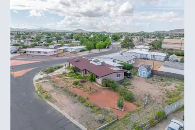 2727 Mullen Drive, Kingman, AZ 86401 - Photo 2