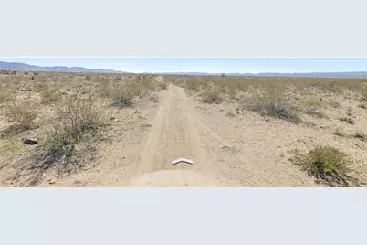 319-18-448 Cottonwood Drive, Dolan Springs, AZ 86441 - Photo 4