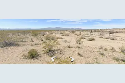 319-18-448 Cottonwood Drive, Dolan Springs, AZ 86441 - Photo 2