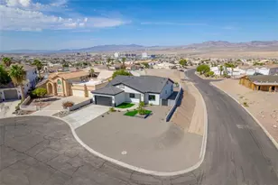 2570 N Ridge Ave, Bullhead City, AZ 86429 - Photo 10