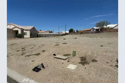 2239 E Bella Vista Drive, Fort Mohave, AZ 86426 - Photo 2