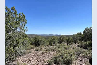243 N Kit Fox Trail, Kingman, AZ 86401 - Photo 2