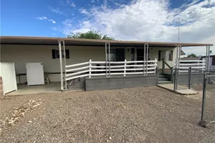 1901 Hualapai Dr, Bullhead City, AZ 86442 - Photo 10