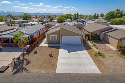 1788 Riverside Drive, Bullhead City, AZ 86442 - Photo 2