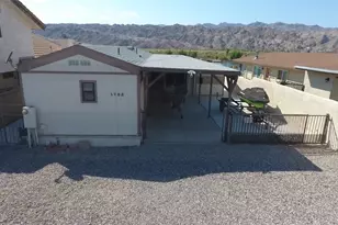 1785 Riverside Dr, Bullhead City, AZ 86442 - Photo 2