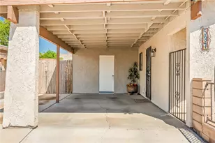 537 Roadrunner Dr, Bullhead City, AZ 86442 - Photo 4