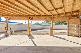 1460 Terrace Dr, Bullhead City, AZ 86442 - Photo 32