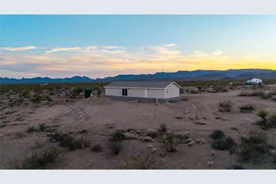 5874 Ehrenburg Drive, Golden Valley, AZ 86413 - Photo 32