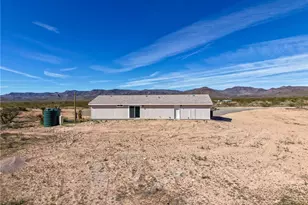 5874 Ehrenburg Dr, Golden Valley, AZ 86413 - Photo 40