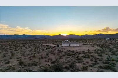 5874 Ehrenburg Drive, Golden Valley, AZ 86413 - Photo 30