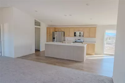 5874 Ehrenburg Drive, Golden Valley, AZ 86413 - Photo 12