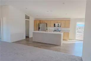 5874 Ehrenburg Dr, Golden Valley, AZ 86413 - Photo 12