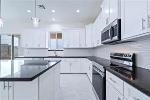 1946 E Via San Marino, Fort Mohave, AZ 86426 - Photo 28