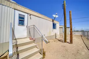 10018 Driftwood Cir, Mohave Valley, AZ 86440 - Photo 14