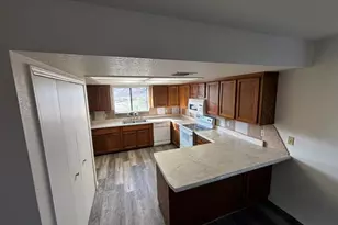 3967 N Bryce Rd, Golden Valley, AZ 86413 - Photo 8