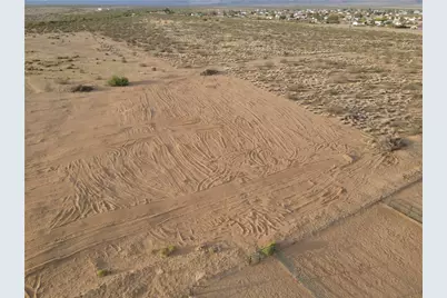 016T W Claim Drive, Golden Valley, AZ 86413 - Photo 6