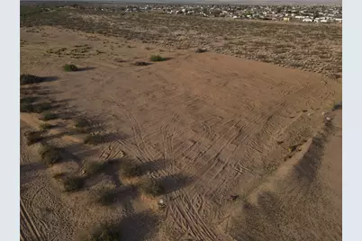 016S W Claim Drive, Golden Valley, AZ 86413 - Photo 6