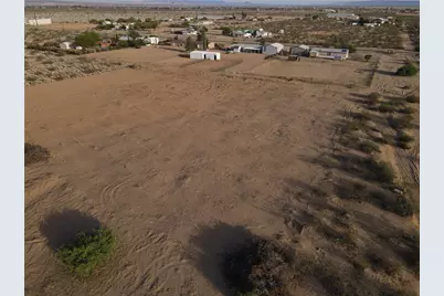 016S W Claim Drive, Golden Valley, AZ 86413 - Photo 8