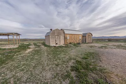 7113 W Hualapai Road, Golden Valley, AZ 86413 - Photo 4