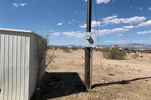 7587 W Unkar Dr, Golden Valley, AZ 86413 - Photo 30