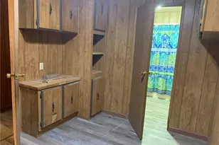 7587 W Unkar Dr, Golden Valley, AZ 86413 - Photo 14