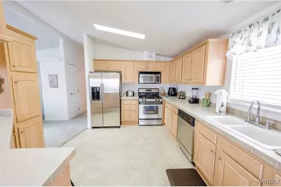 3391 S Ridge Avenue, Bullhead City, AZ 86429 - Photo 6