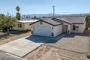 1783 Clearwater Dr, Bullhead City, AZ 86442 - Photo 2