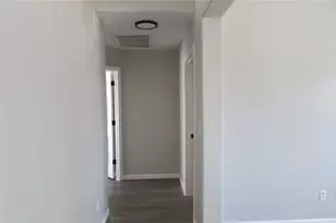 2866 Grandhill Rd, Bullhead City, AZ 86442 - Photo 14